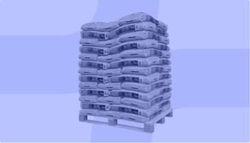 Photo de palettes de bois de chauffage sur fond violet.